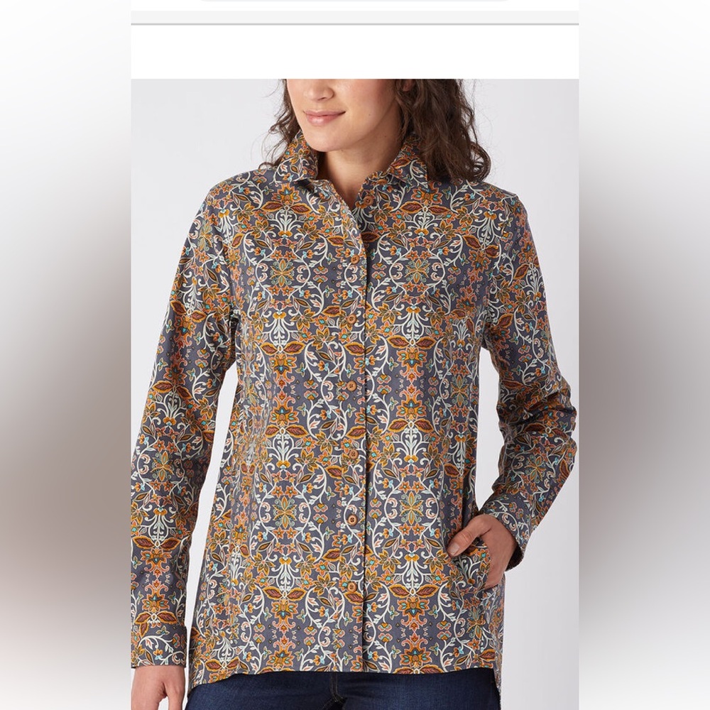 Duluth Trading Company cotton poplin button down tunic Medium